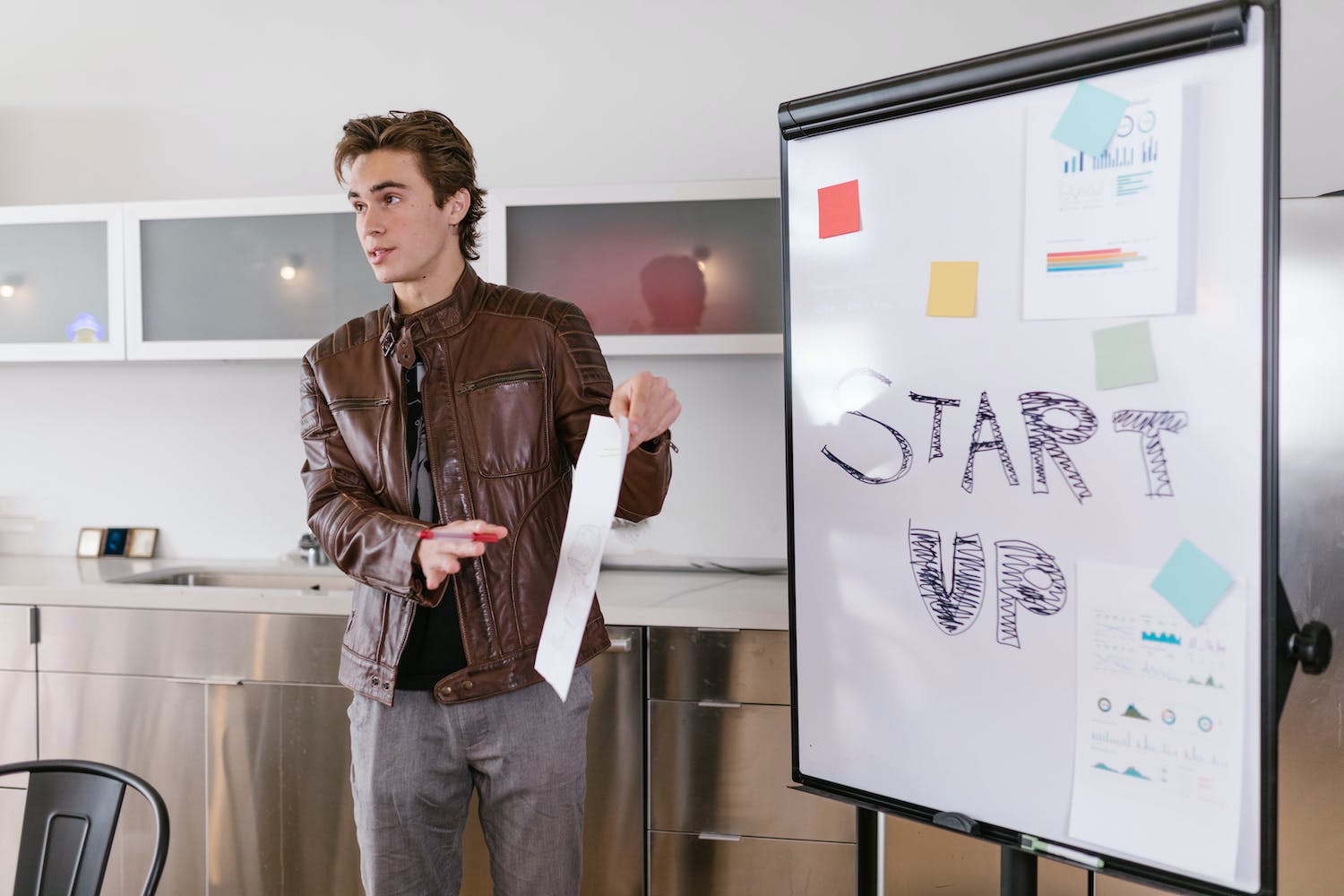 Bootstrap Your Biz: Free Tools for Startup Superstars